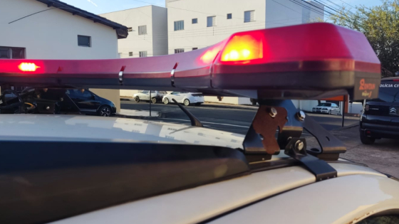 Dupla é detida com drogas no bairro Alvorada, em Araxá