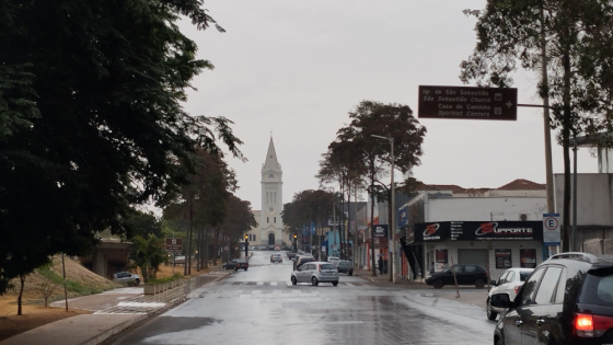 Onda de frio derruba temperaturas em Araxá e deixa manhãs mais geladas no início da semana