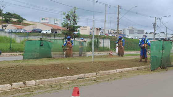 Araxá recebe frentes de limpeza, manutenção de vias e serviços rurais nesta quinta-feira (9)